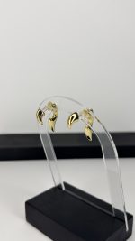 Zarif Akış Formda Gold Küpe - Görsel 2