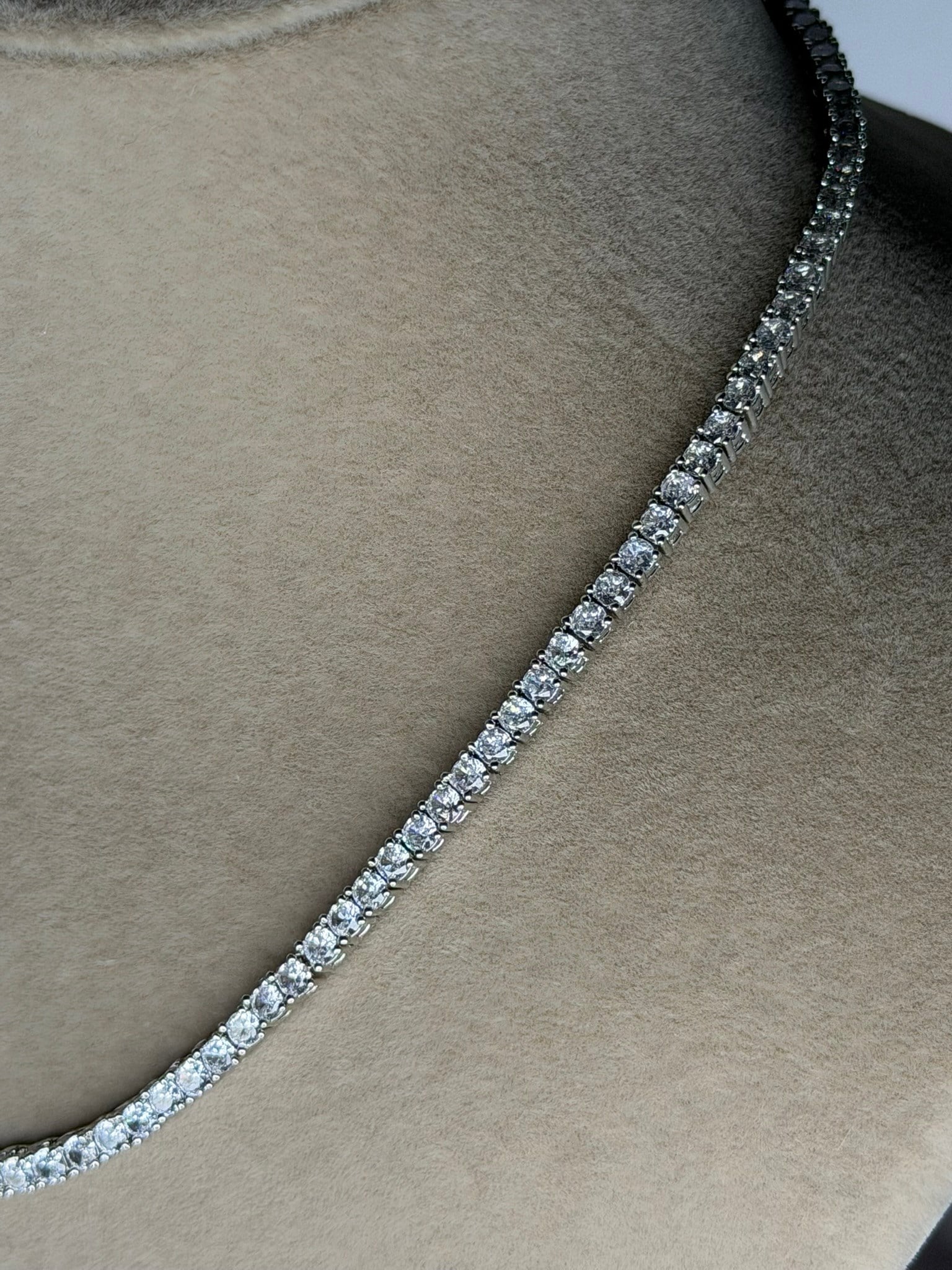 premium-donmeyen-suyolu-kolye-3-mm-0ff-73-1.jpeg DÖNMEYEN SUYOLU KOLYE - Görsel 1